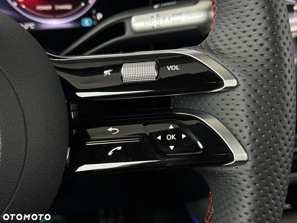 Mercedes-Benz CLA - 21