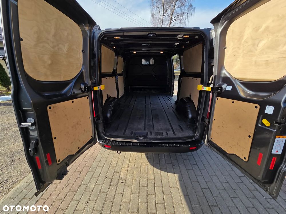 Ford TRANSIT CUSTOM - 7
