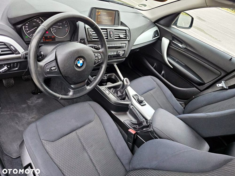 BMW Seria 1 114i - 17