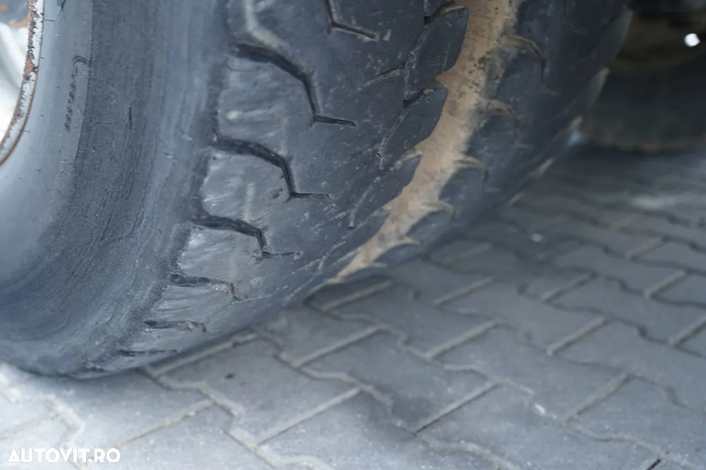 Volvo FMX 420 / 8x4 / BASCULATOR SPATE / CLAPETĂ HIDRAULICĂ / MANUALĂ / EURO 5 - 25