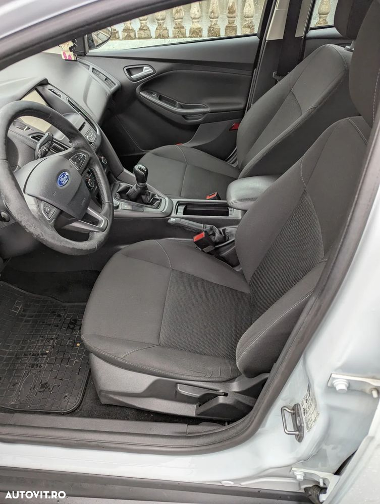 Ford Focus 1.0 EcoBoost Start Stop Trend - 38