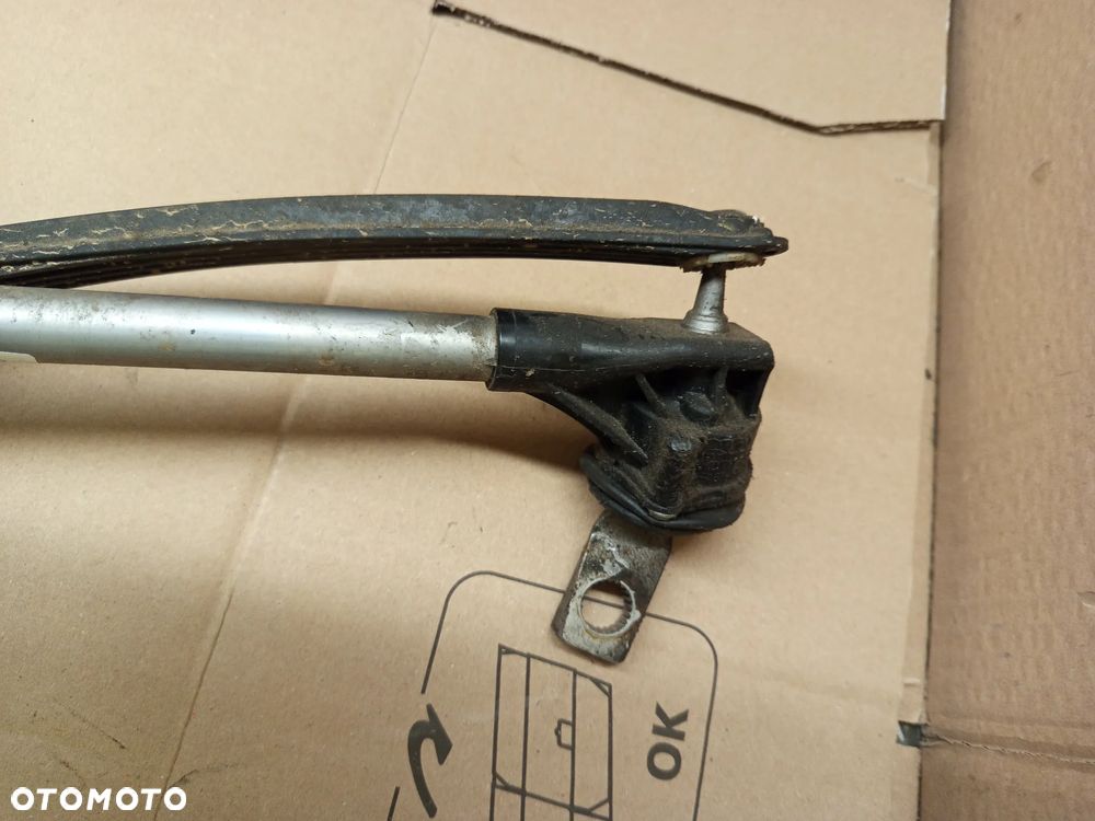 AUDI A4 B8 SEDAN 08-12 1.8 TFSI LEWAREK WYBIERAK BIEGÓW 8K0711025K - 6