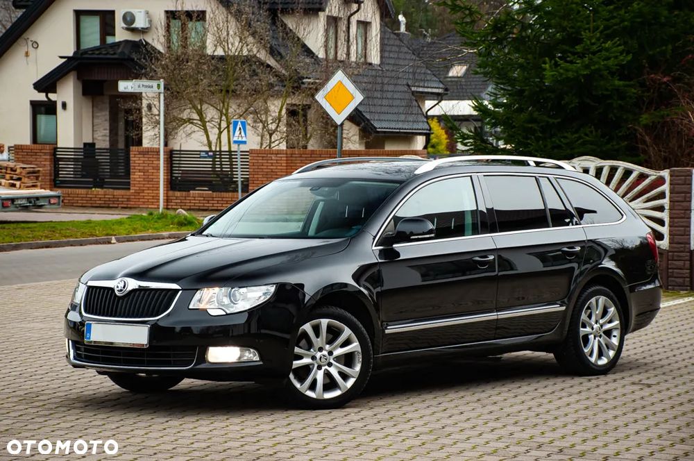Skoda Superb 2.0 TDI DSG Exclusive - 20