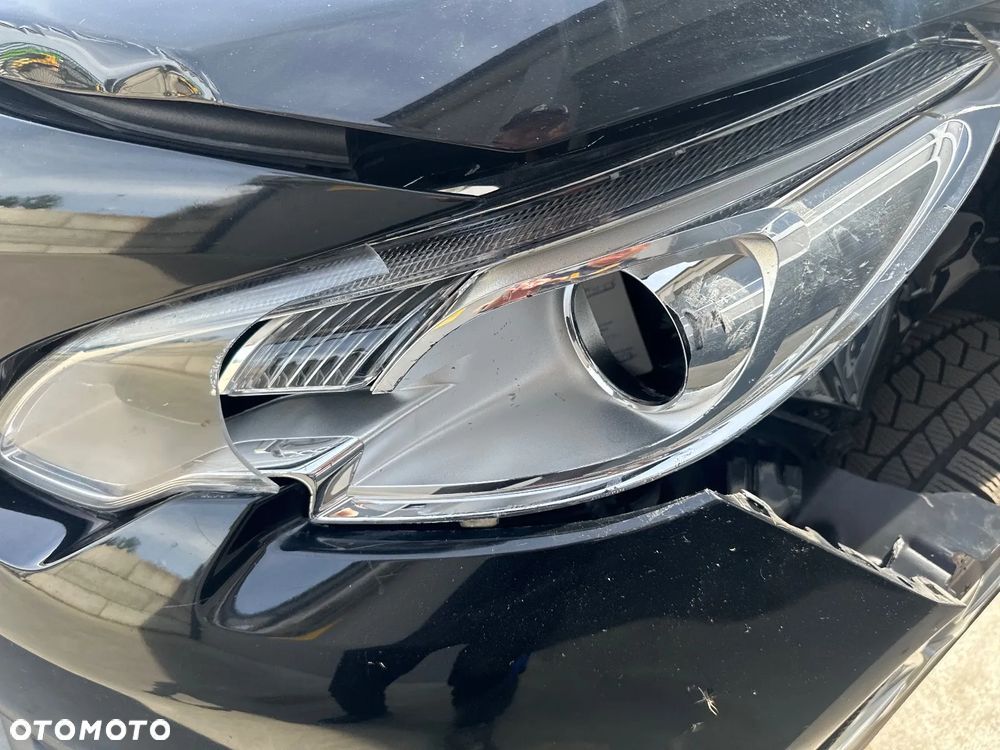 Peugeot 2008 1.6 BlueHDi Style - 12
