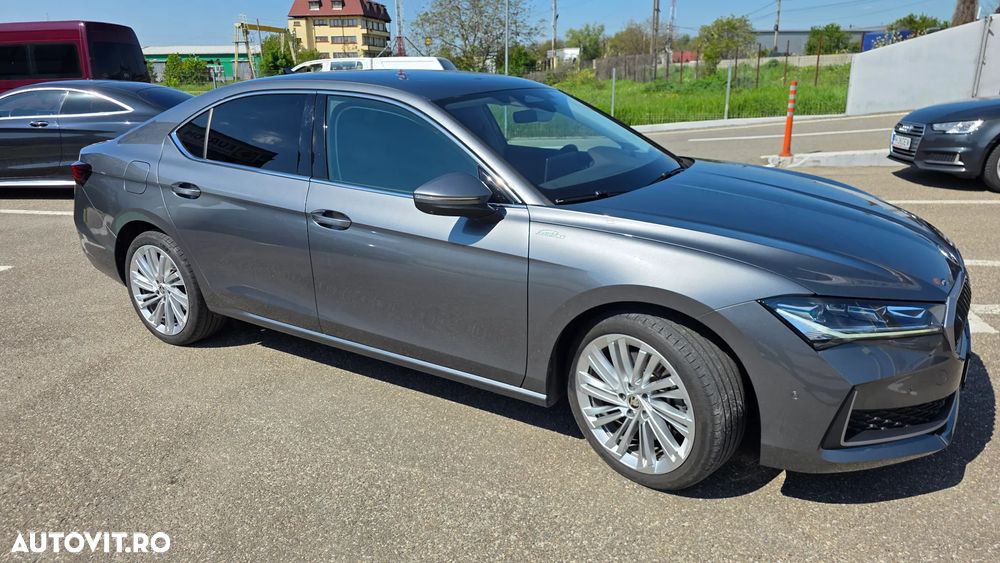 Skoda Superb 2.0 TDI 4X4 DSG Laurin & Klement - 6
