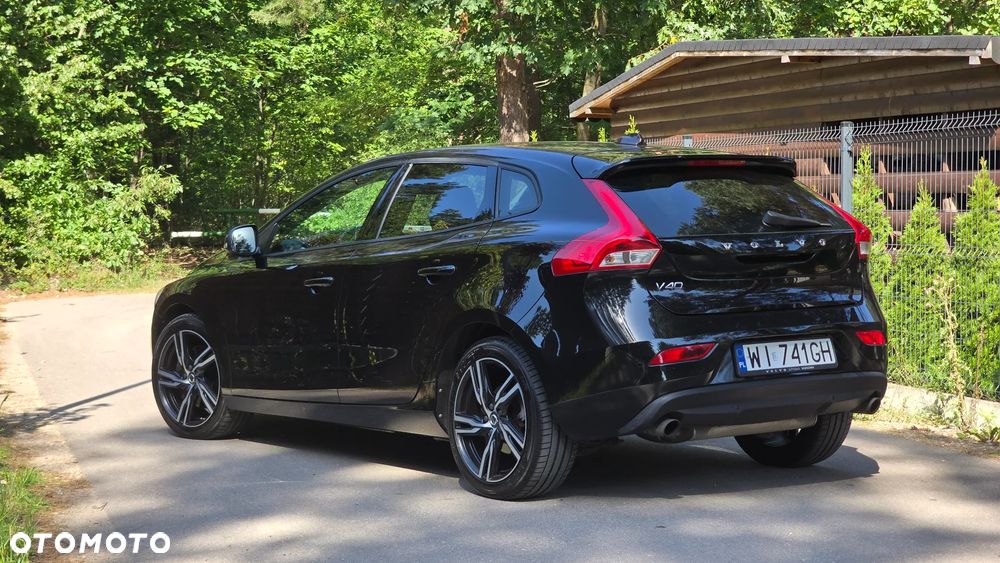 Volvo V40 T4 Drive-E Momentum - 4