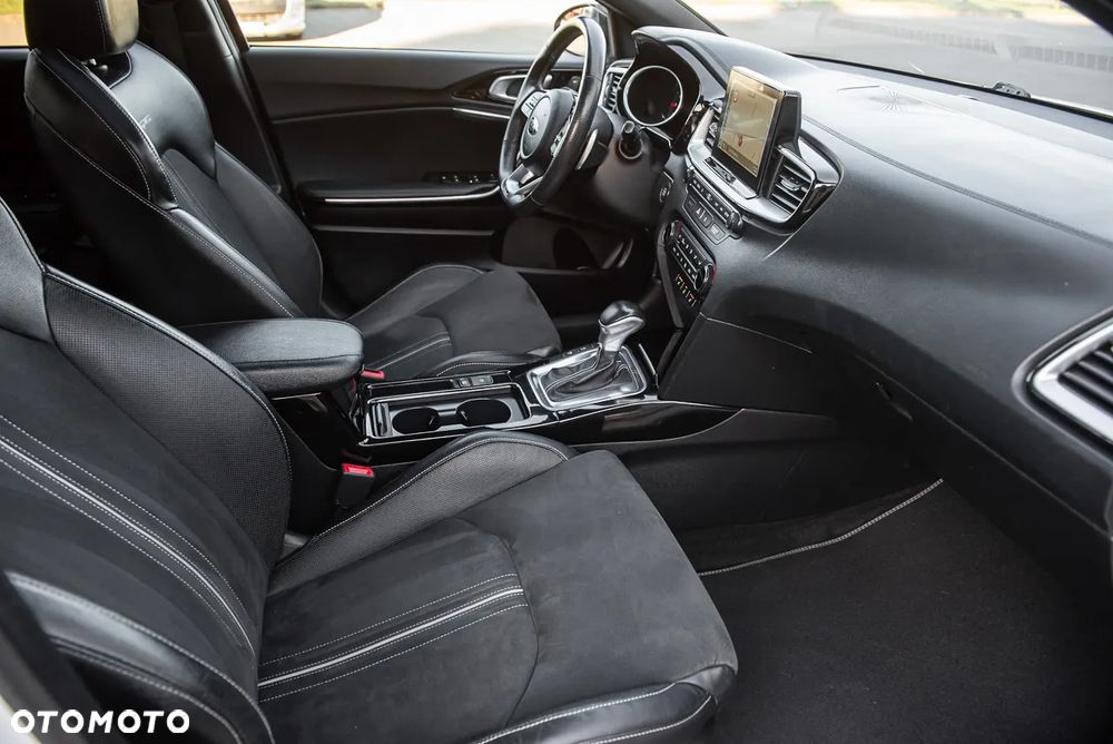 Kia ProCeed 1.4 T-GDI DCT7 OPF GT LINE - 35