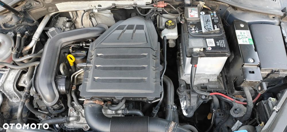 Volkswagen Golf 1.0 TSI BMT Trendline - 9