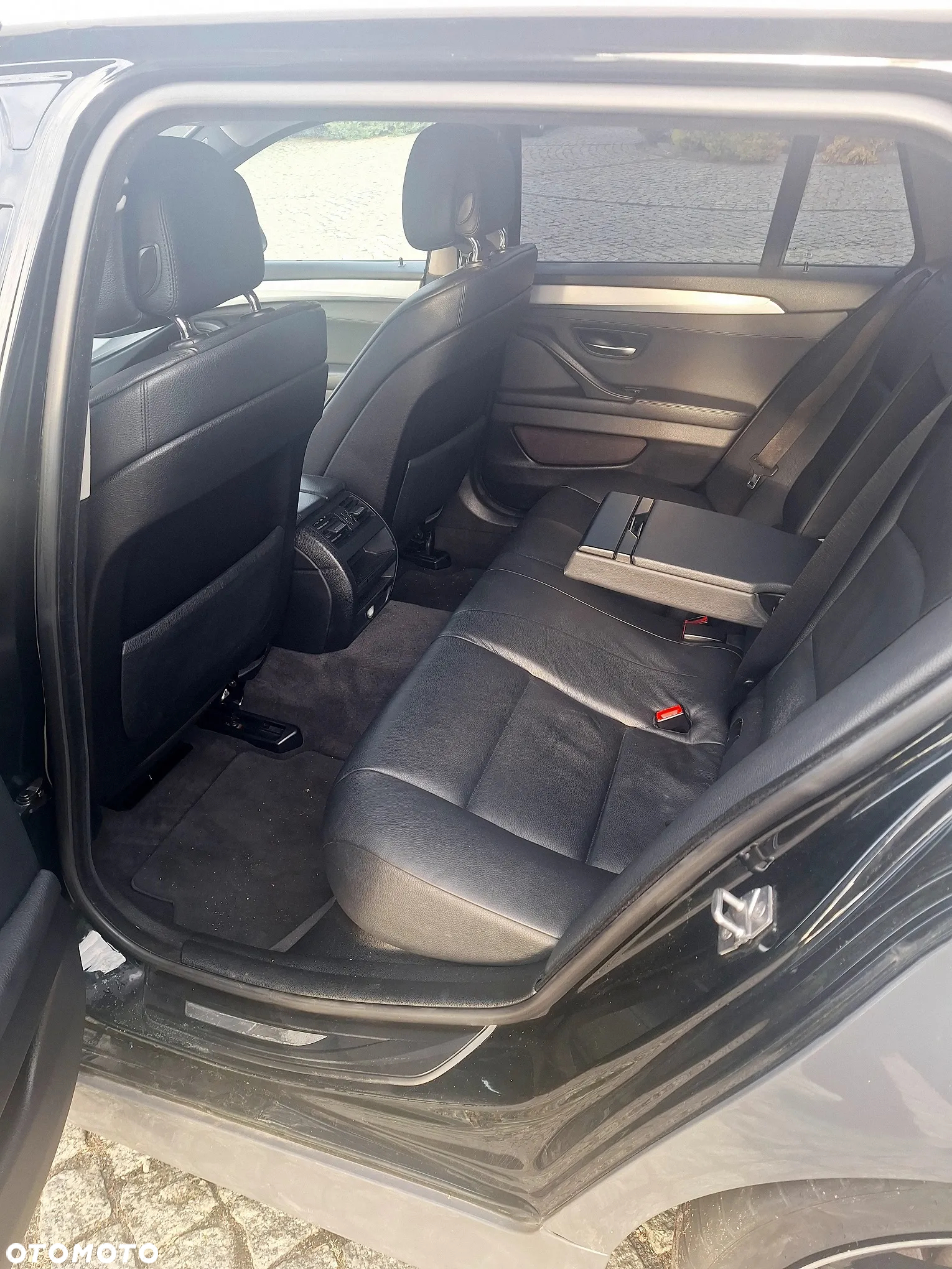 BMW Seria 5 530d xDrive - 6