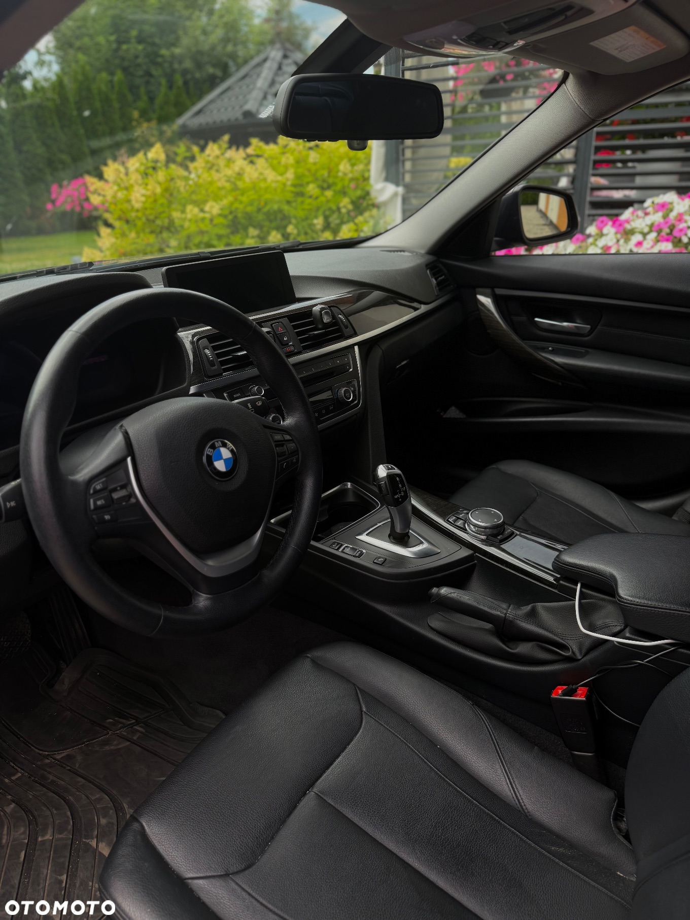 BMW Seria 3 328i Touring xDrive Luxury Line - 2