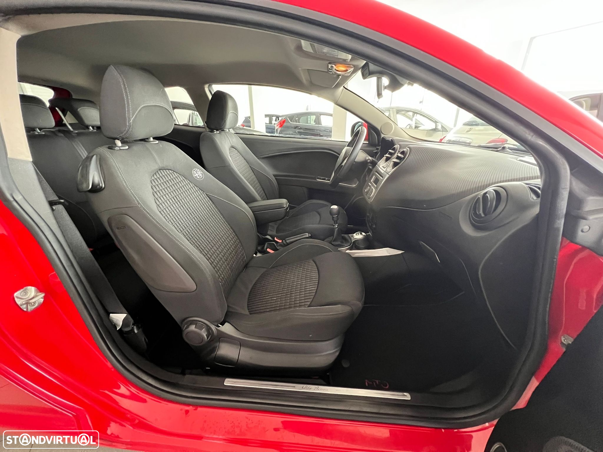 Alfa Romeo MiTo 1.4 T Distinctive - 7