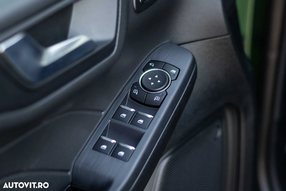 Ford Kuga 1.5 EcoBoost A8 FWD ST-Line X - 14