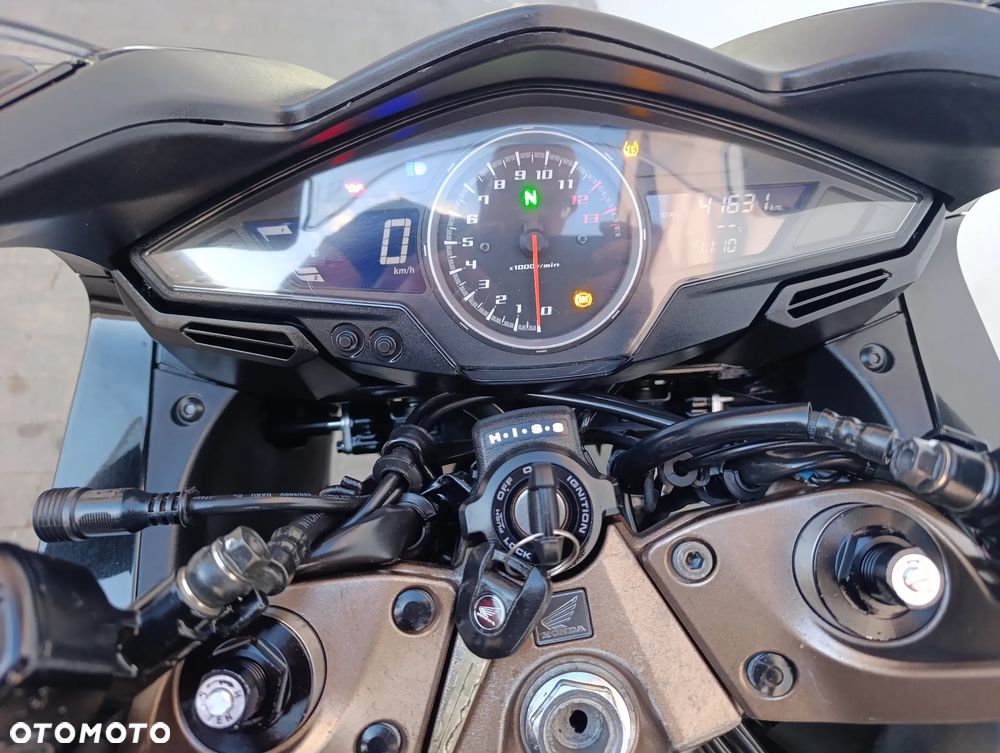 Honda VFR - 20