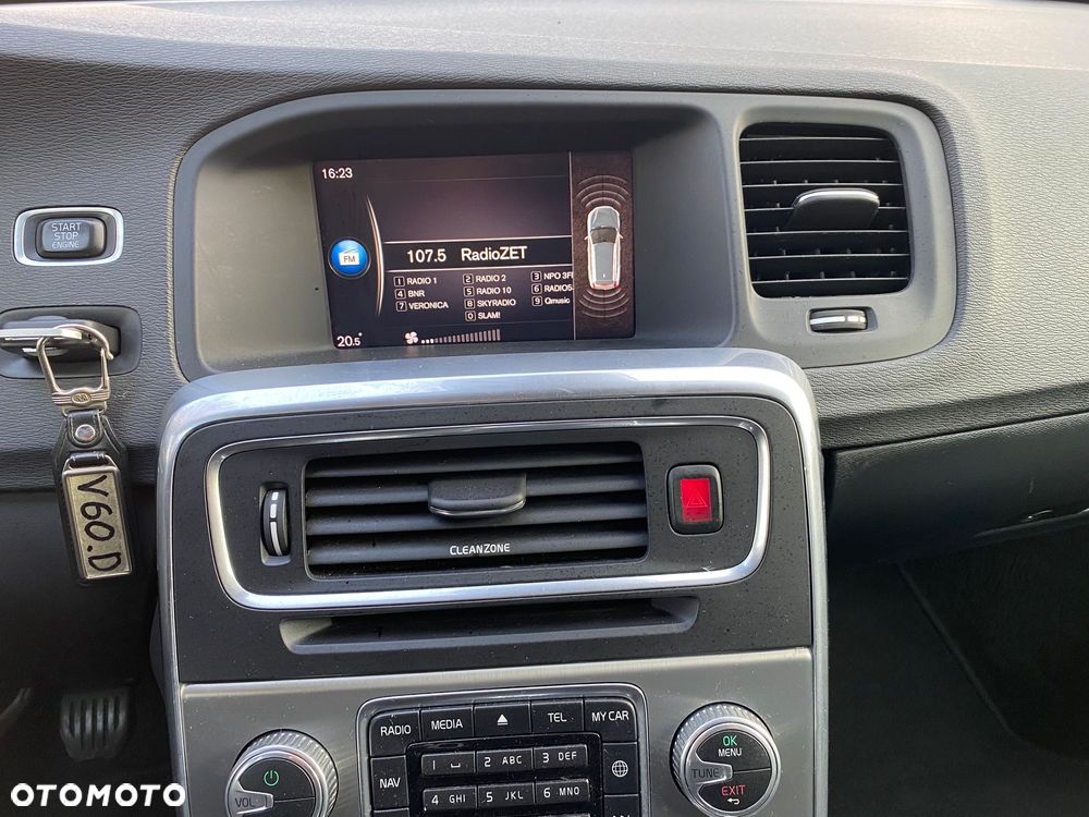 Volvo V60 D3 Summum - 7