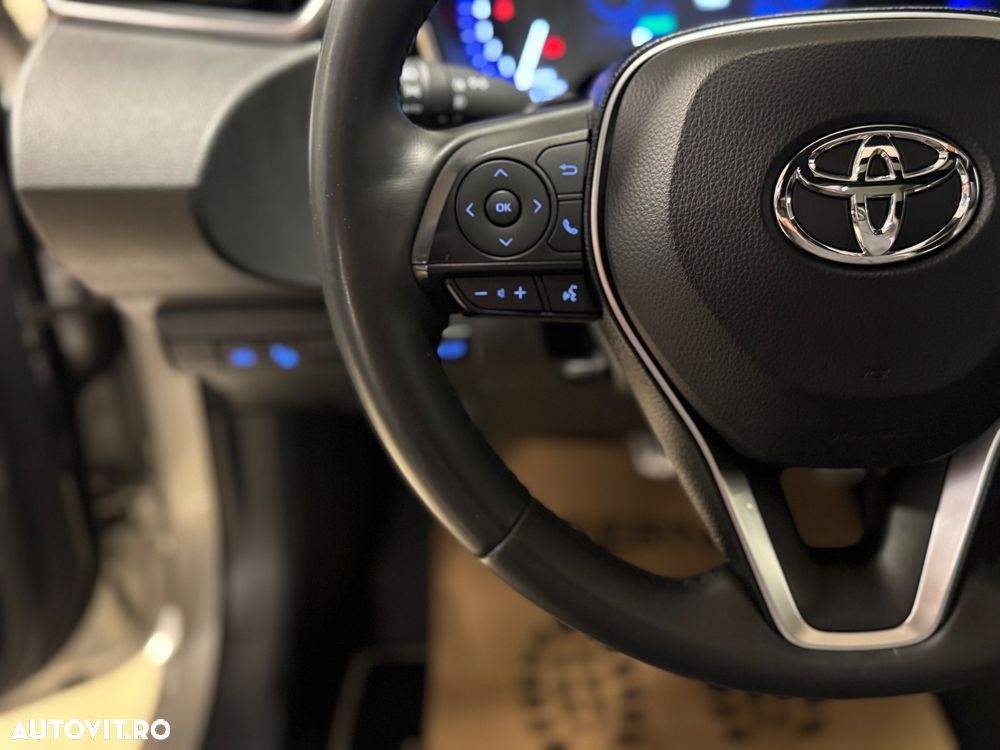 Toyota Corolla - 19