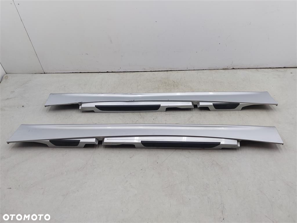Listwy progowe zewnętrzne LEWA+PRAWA BMW Seria 1 E87 TITANSILBER 2004-2013 - 3