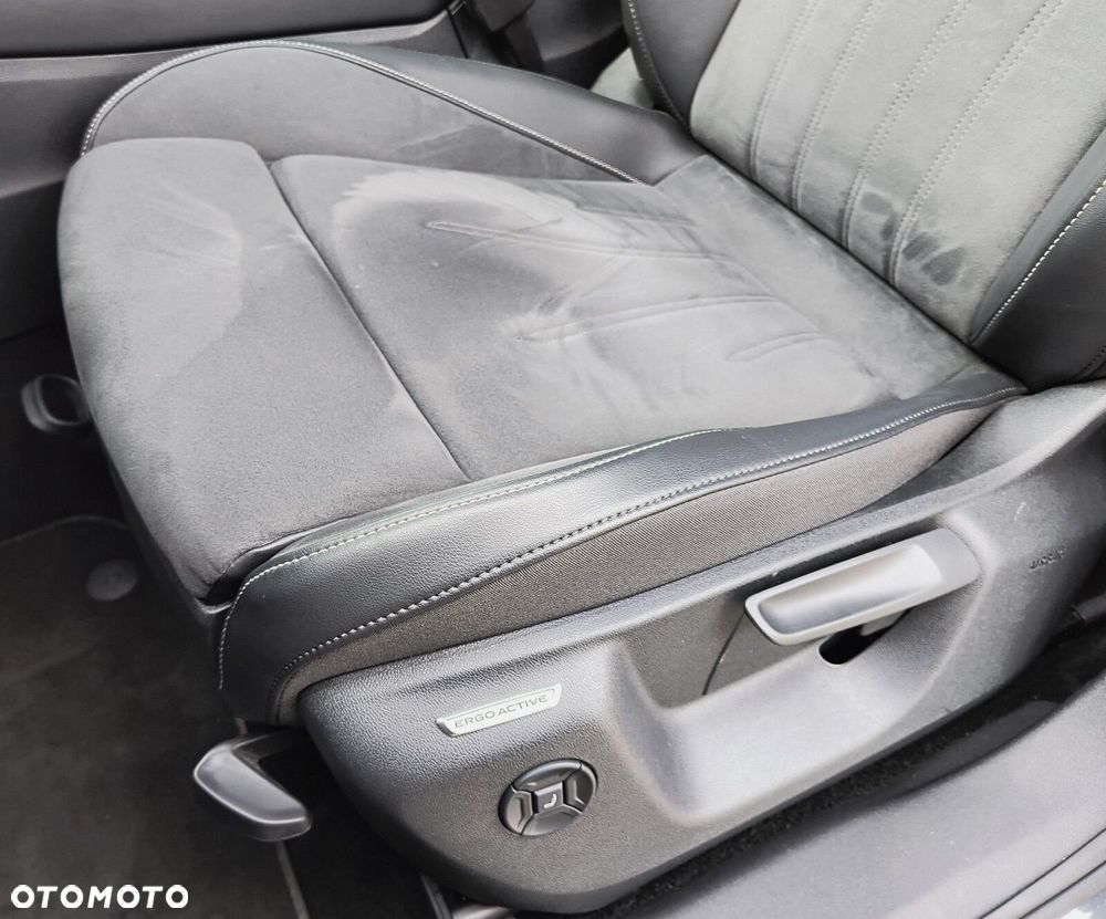 Volkswagen Tiguan - 13