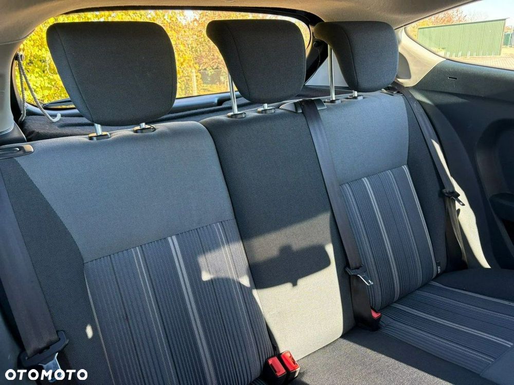 Ford Fiesta 1.25 Ambiente EU5 - 12