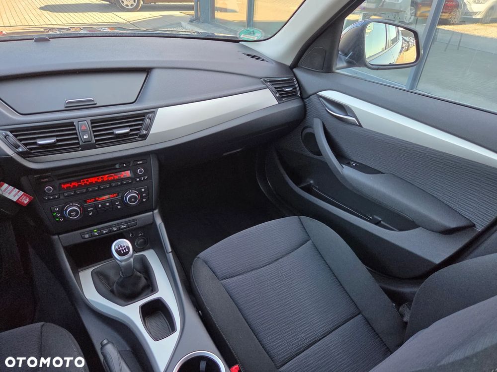 BMW X1 xDrive18d xLine - 21