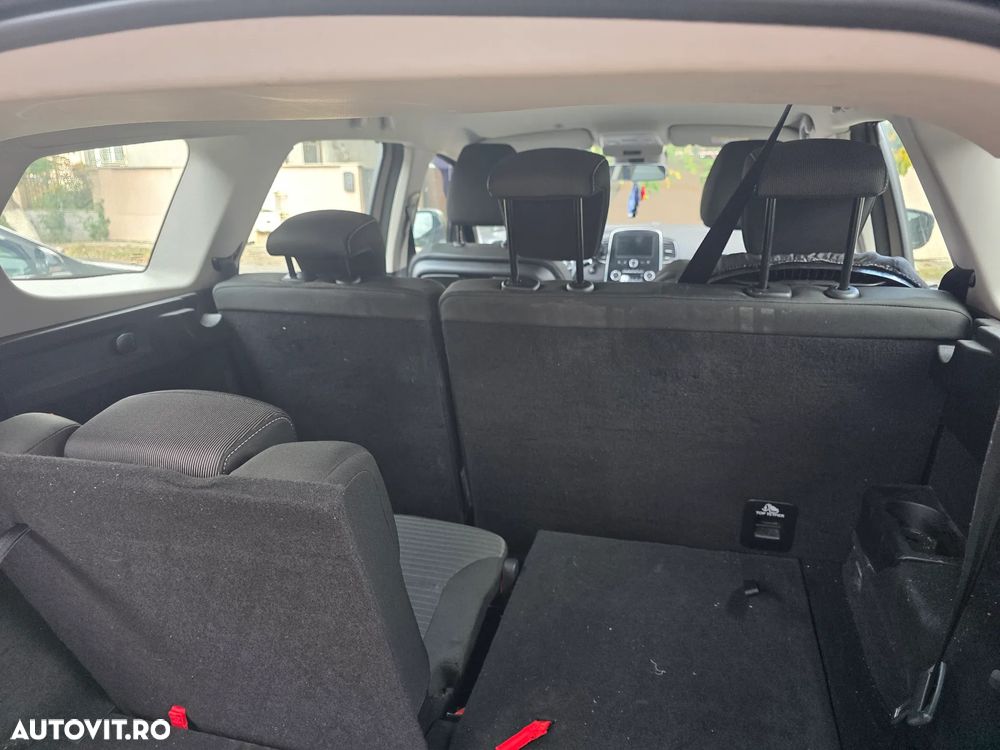 Renault Grand Scenic - 9