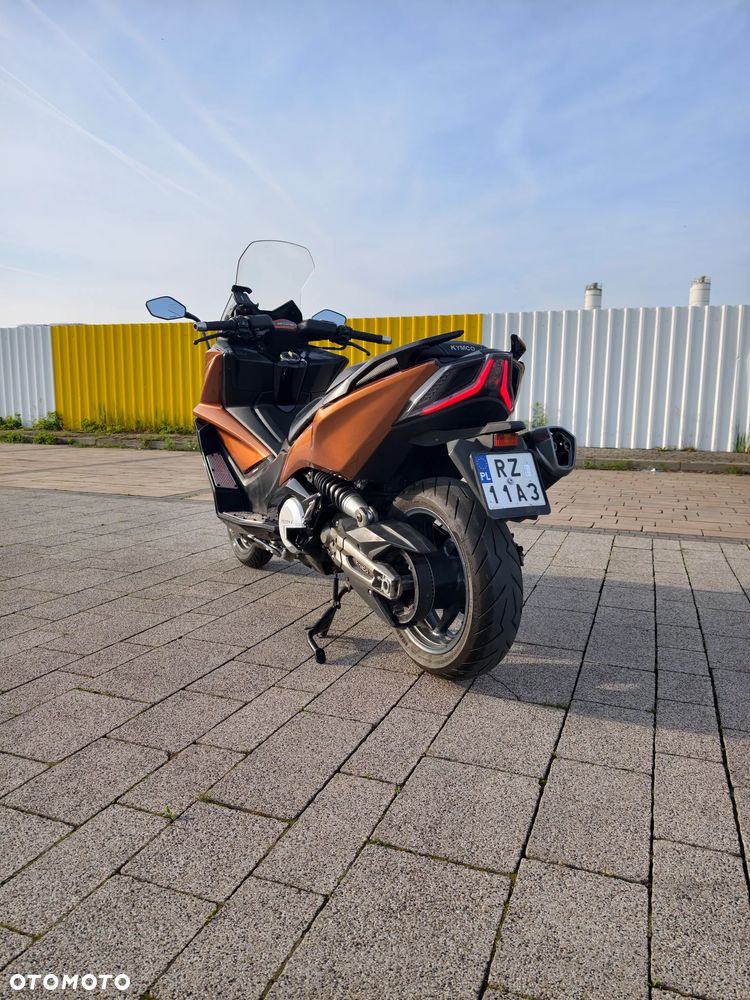 Kymco AK 550 - 4