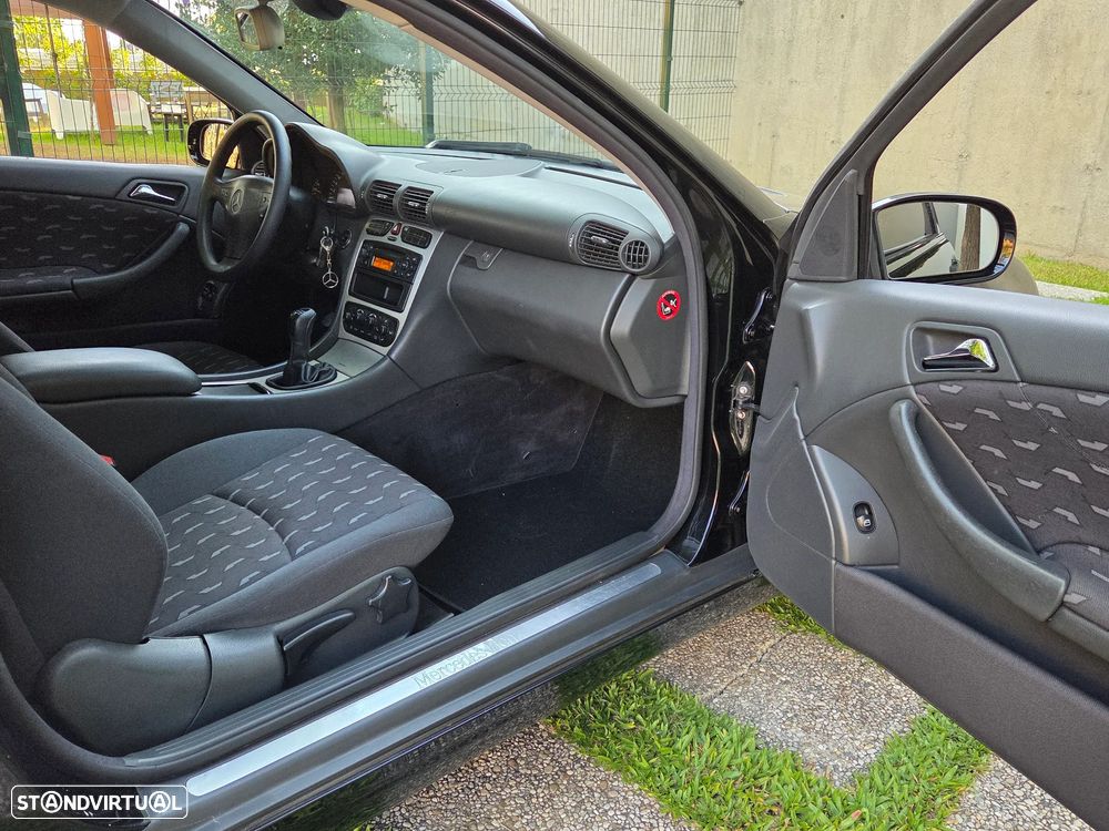 Mercedes-Benz C 200 CDi Sport Coupé Classic - 13