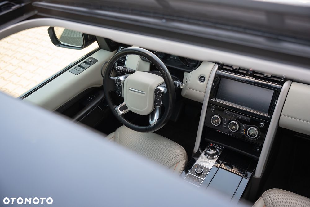 Land Rover Discovery 2.0 SD4 HSE - 28