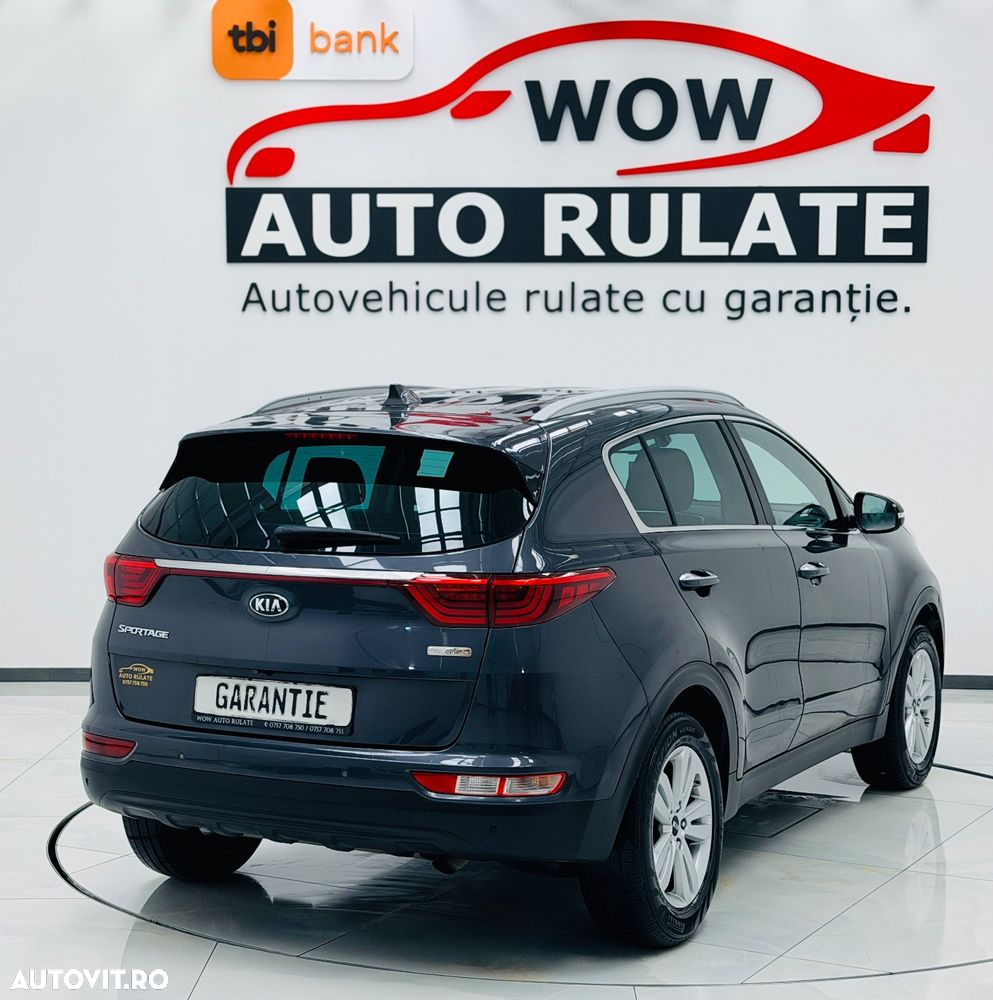 Kia Sportage 1.6 GDI 2WD Dream-Team Edition - 4
