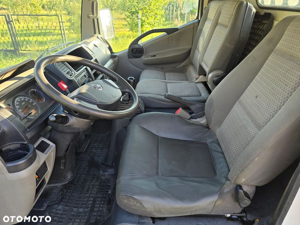 Nissan Cabstar - 7