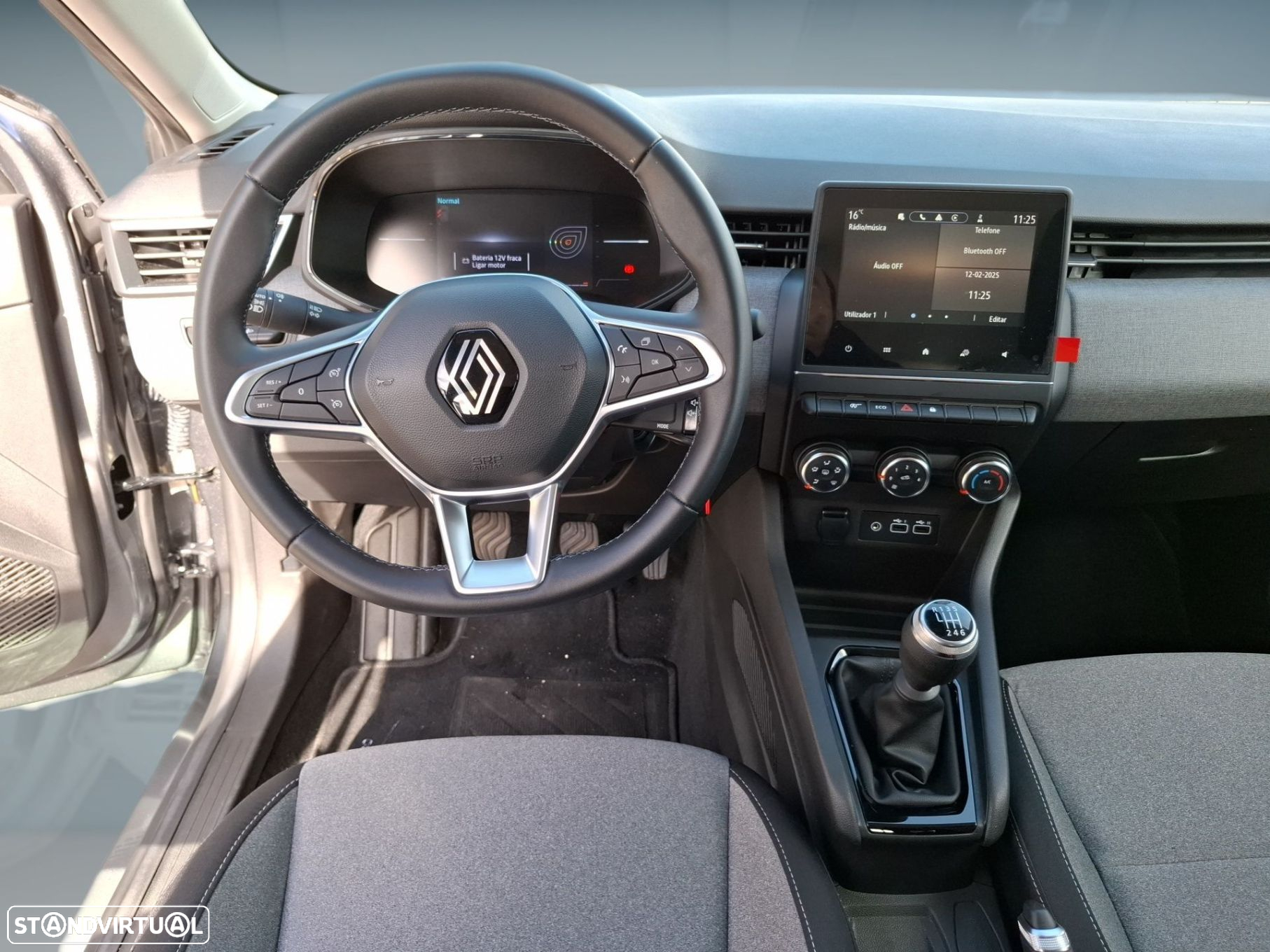 Renault Clio 1.5 Blue dCi Intens - 13