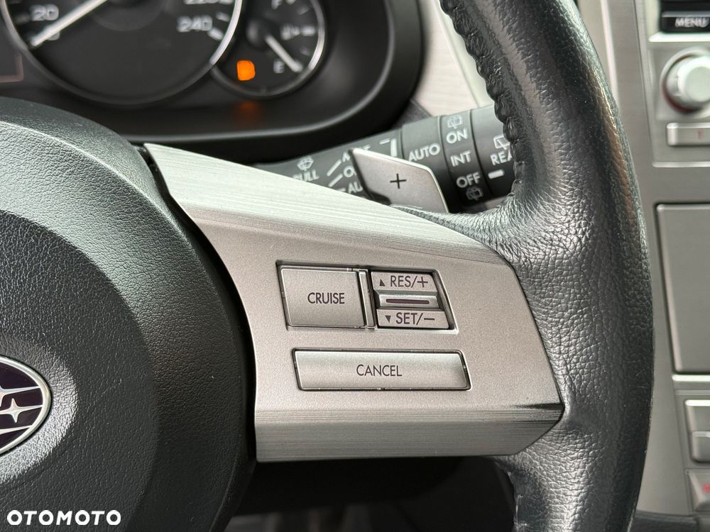 Subaru Legacy 2.5i Lineartronic Comfort - 19