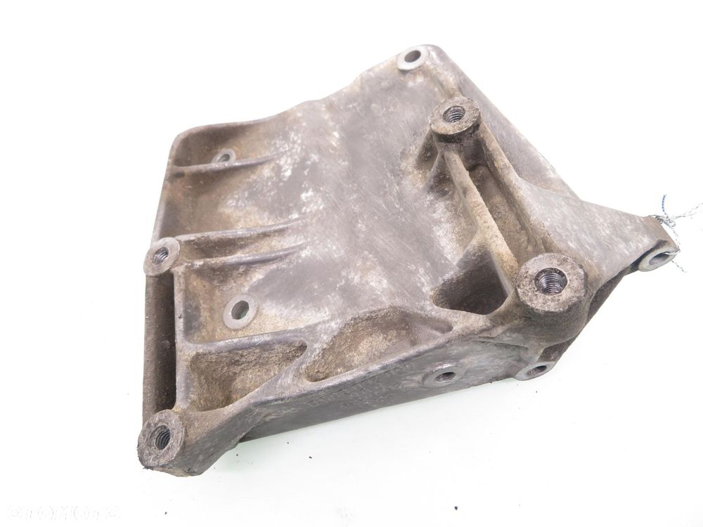 ŁAPA SPRĘŻARKI AUDI 80 B4 Avant 2.0 E - ABK 050260885D - 4