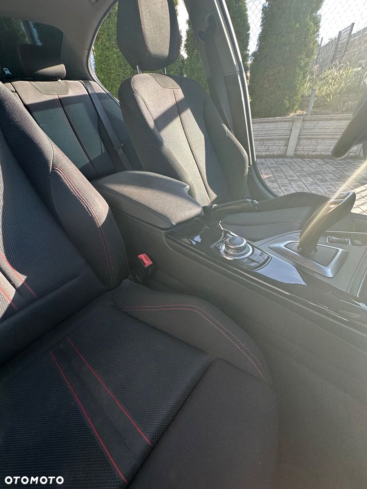 BMW Seria 3 - 21