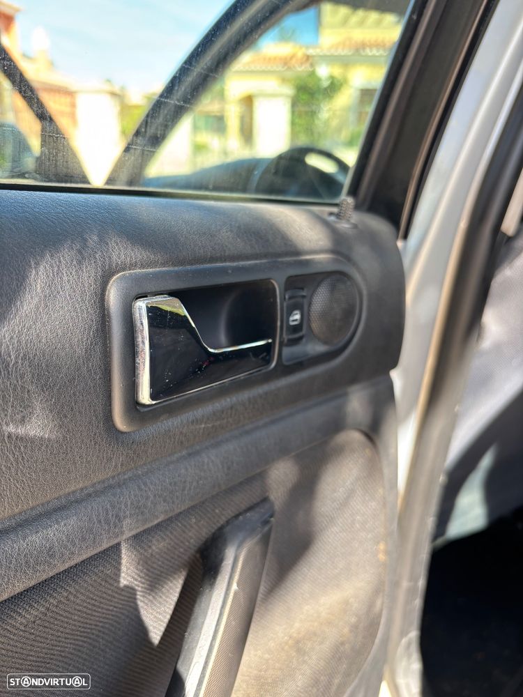 VW Passat Variant - 17