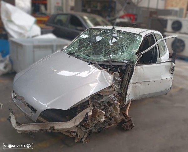 Para Peças Citroën Saxo (S0, S1) - 3