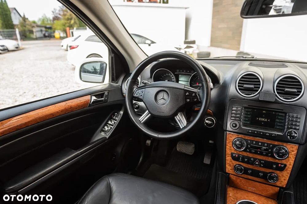 Mercedes-Benz GL 320 CDI - 25