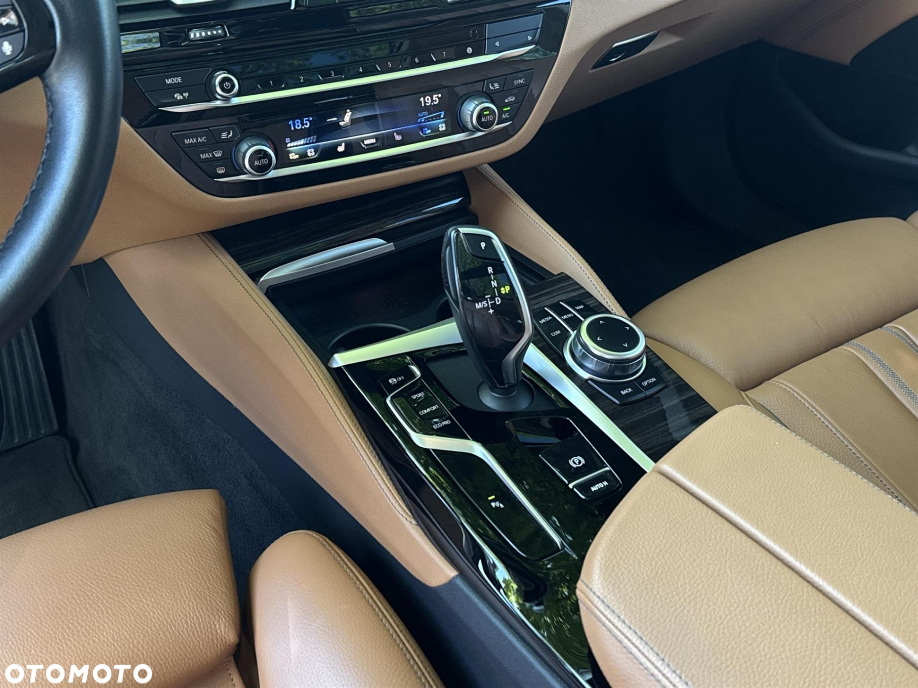 BMW Seria 5 - 16