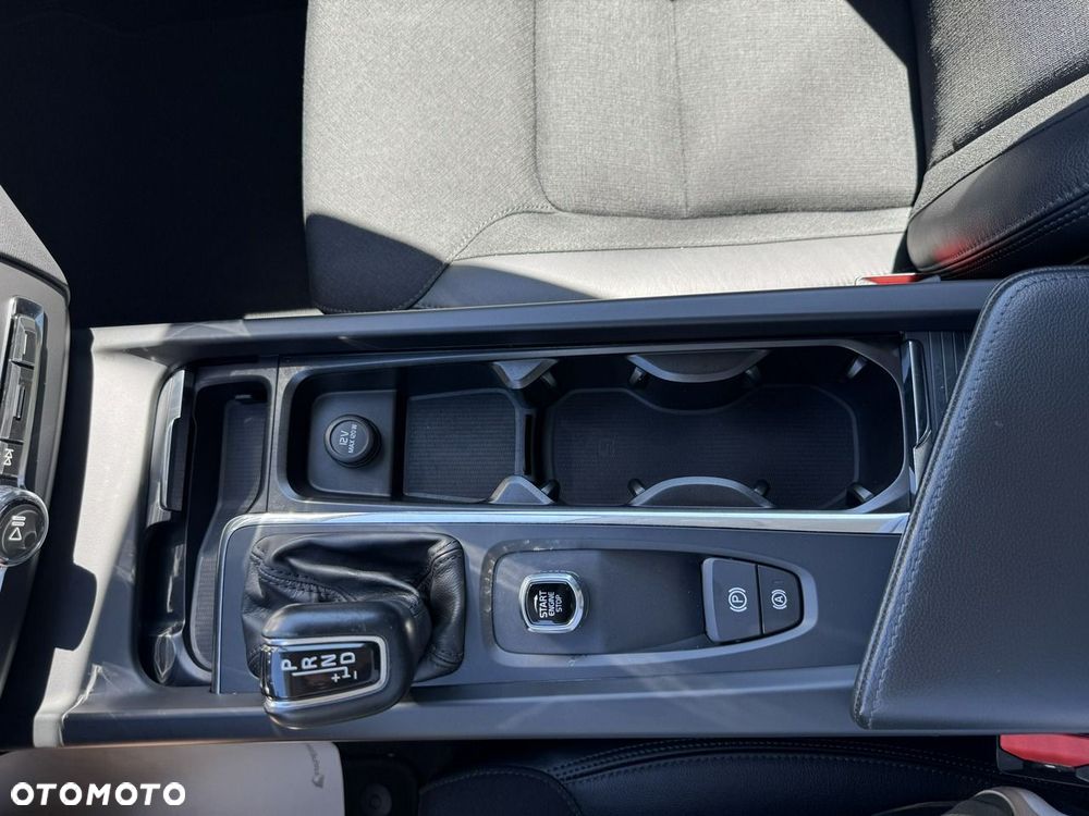 Volvo XC 60 - 34