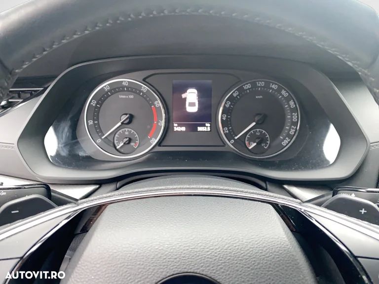 Skoda Octavia 1.5 TSI DSG Mild Hybrid Ambition - 11