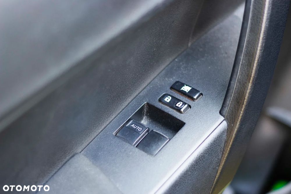 Toyota Corolla 1.4 D-4D Active - 10