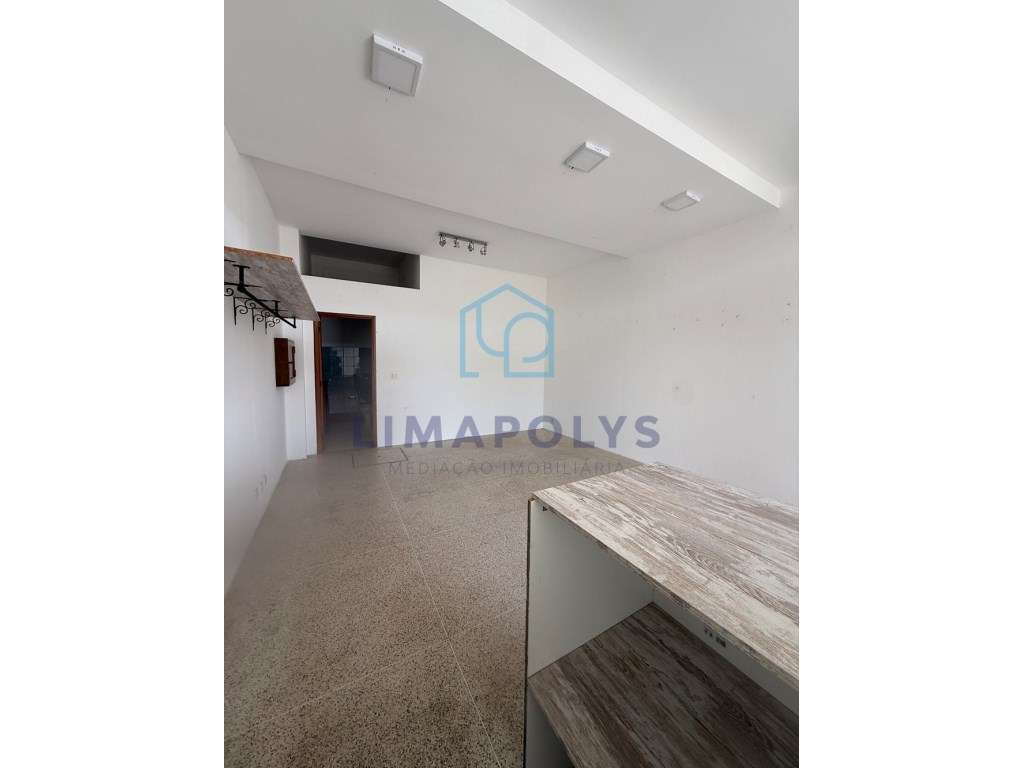 Loja para arrendamento - Grande imagem: 3/6