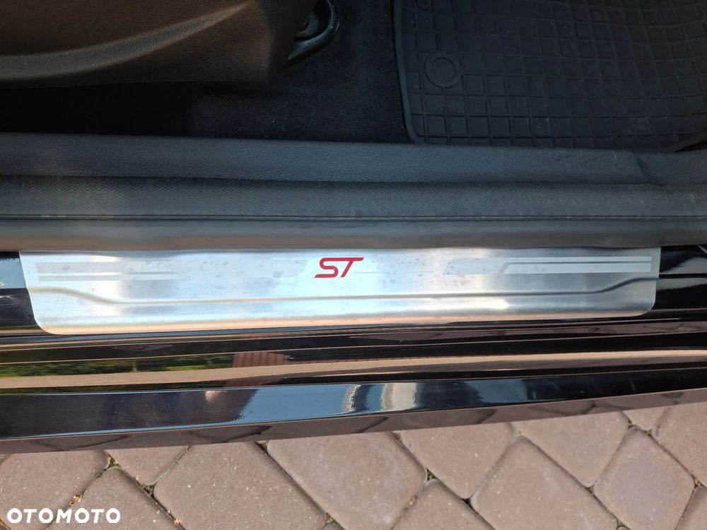 Ford Focus 1.5 EcoBoost ST-Line Black ASS - 20