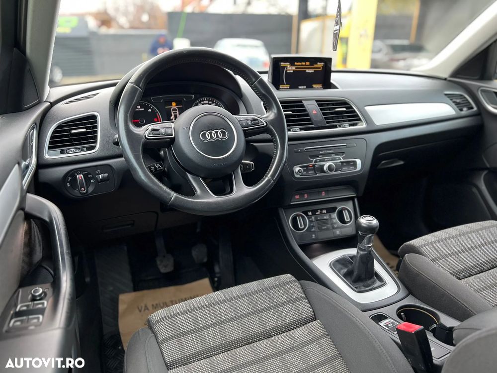 Audi Q3 2.0 TDI Design - 13