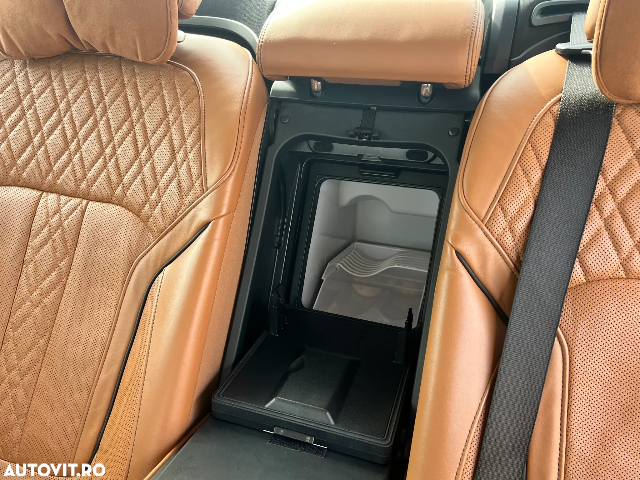 BMW Seria 7 750Ld xDrive - 18