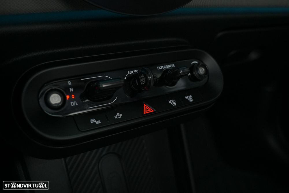 MINI 3 Portas Cooper C Favoured M - 14