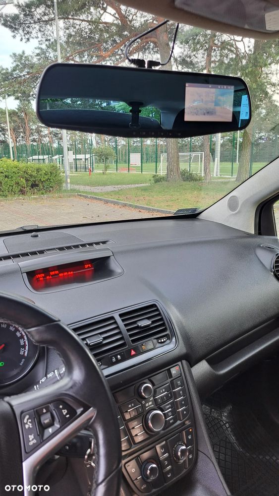 Opel Meriva 1.3 CDTI Essentia - 10