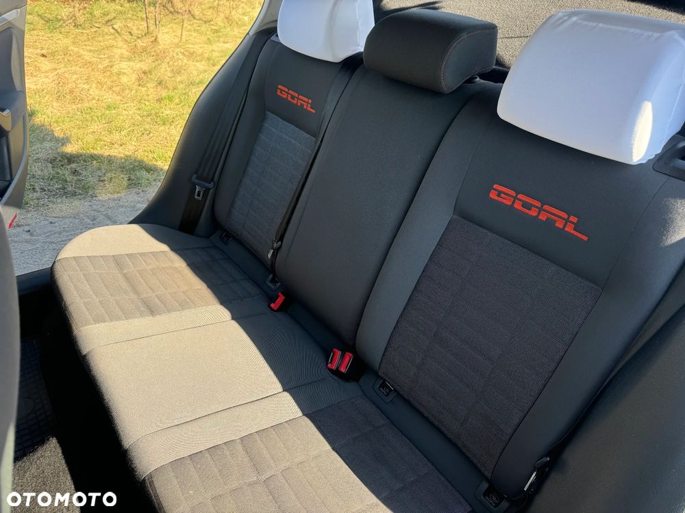 Volkswagen Golf 1.4 Comfortline - 12