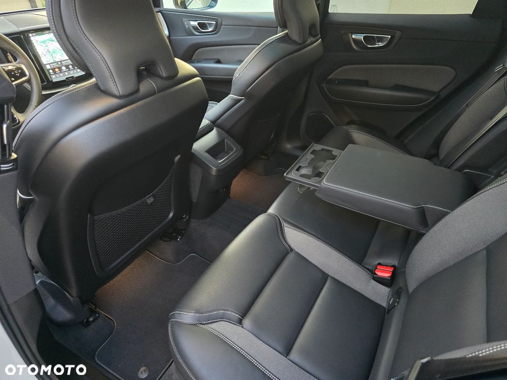 Volvo XC 60 B4 B Geartronic RDesign - 26