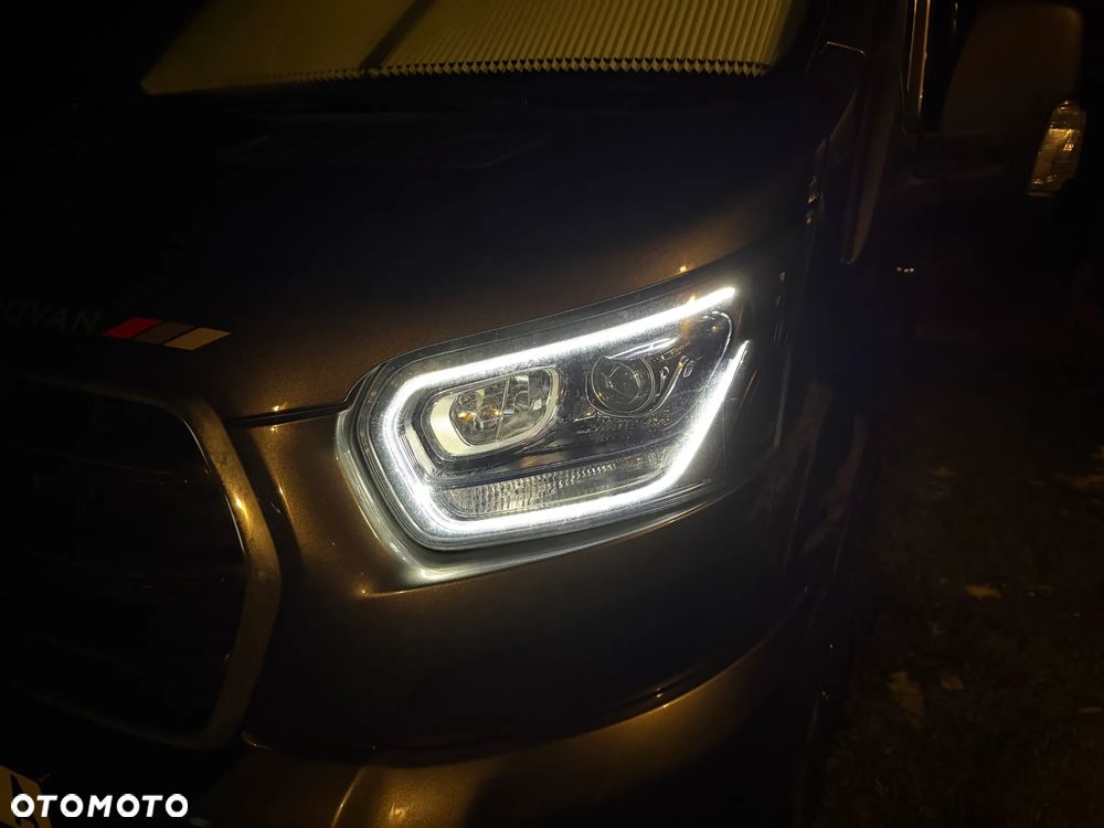 Ford LMC INNOVAN C 590 - 35