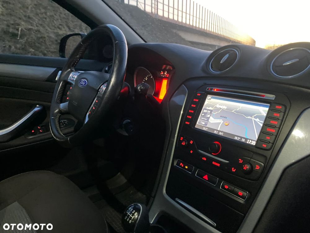 Ford Mondeo 2.0 TDCi Viva Trend - 11